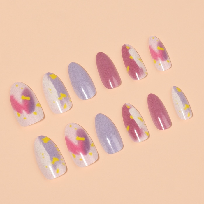 Накладные ногти &laquo;Пятнышки&raquo;, 12 шт, с клеевыми пластинами, форма миндаль, разноцветные