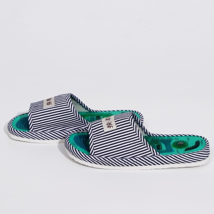 Массажер Tour Ma Line для ступней ног, тапочки, 39-43 размер. 1 пара Массажер Tour Ma Line для ступней ног, тапочки, 39-43 размер. 1 пара