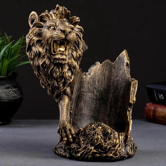 Подставка для бутылки &laquo;Лев&raquo;, под бронзу, 14&times;19&times;24 см