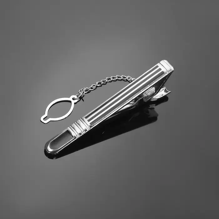 Зажим для галстука стальной «Классический» округлый с эмалью, цвет чёрный в серебре