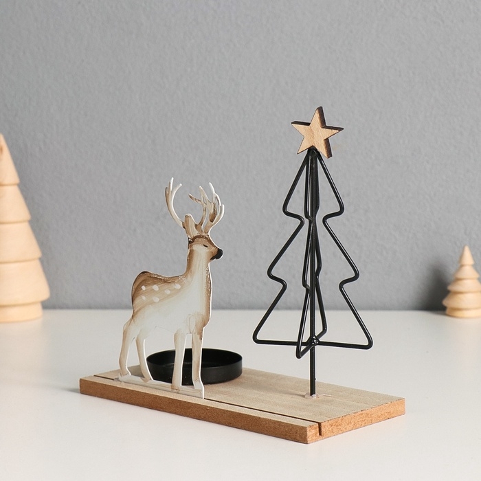 Подсвечник металл, дерево на 1 свечу "Олень у ёлочки" d=4 см 7,5х16х16 см