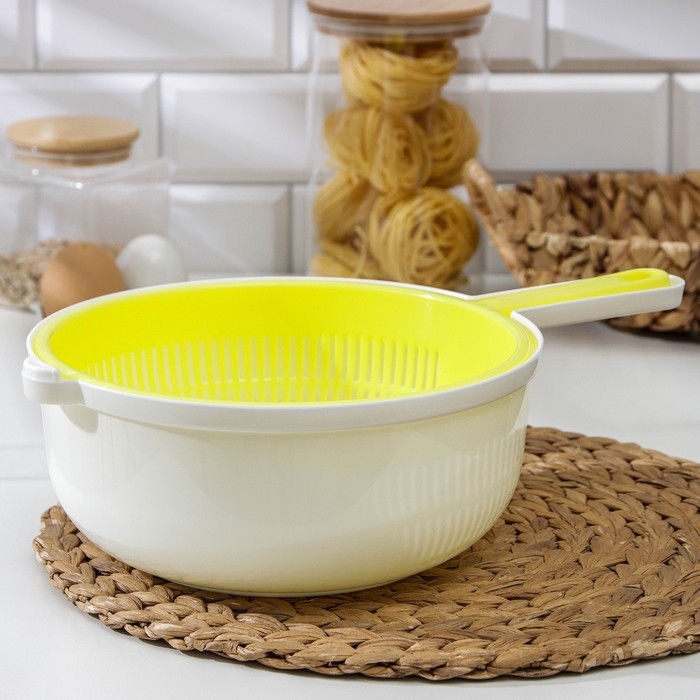 Дуршлаг с поддоном, d=25 см, пластиковый, цвет МИКС Дуршлаг с поддоном, d=25 см, пластиковый, цвет МИКС