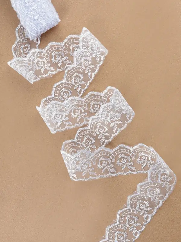 Кружево органза, 40 мм, 9&plusmn;0.5 м, белое