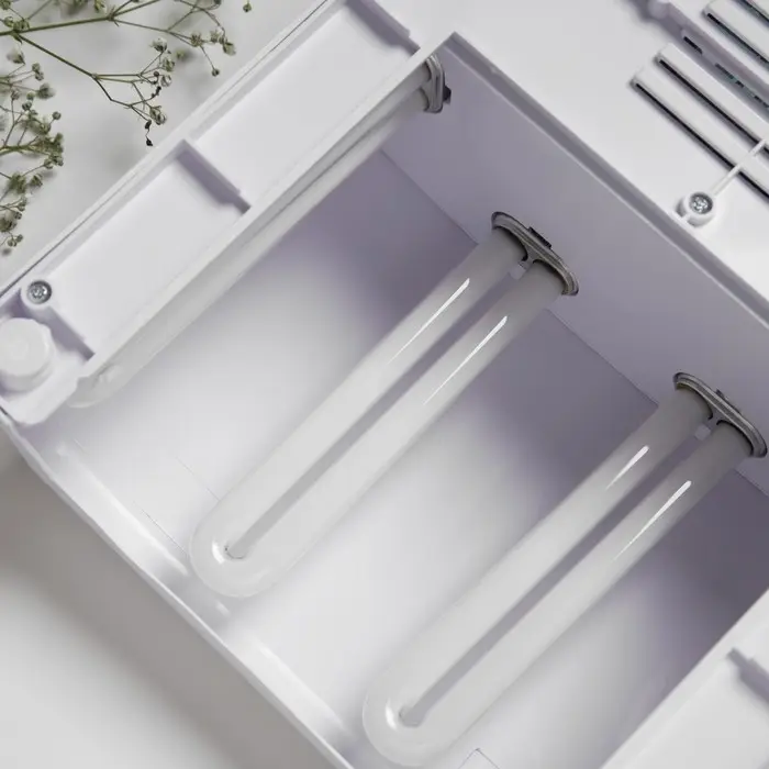 Сменная лампа Luazon LUF-20, ультрафиолетовая, UV-9W, 9 Вт, белая Сменная лампа Luazon LUF-20, ультрафиолетовая, UV-9W, 9 Вт, белая