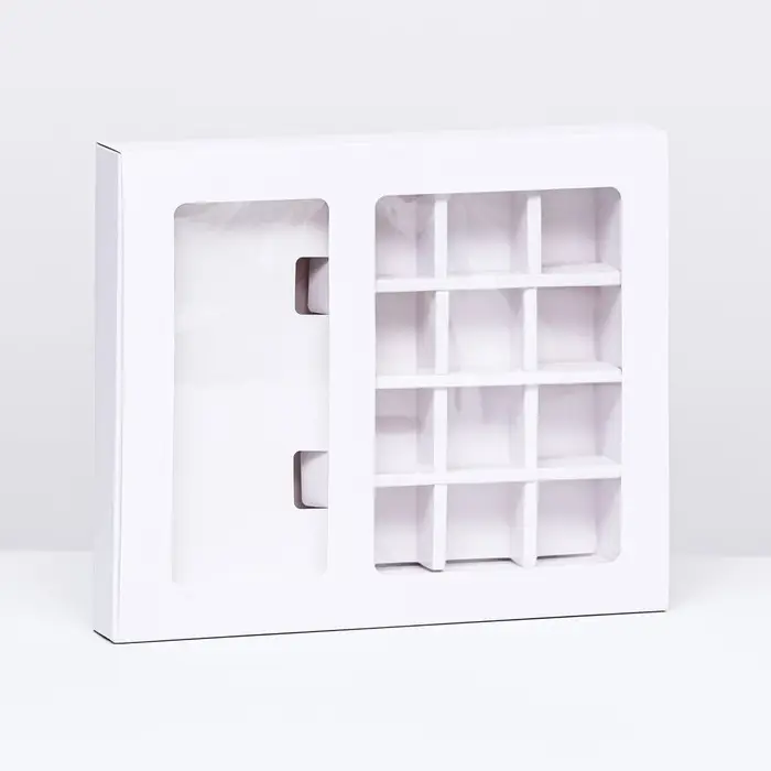 Коробка с обечайкой с окном под 12 конфет и плитку шоколада 23.7×19.9×3.1 см Коробка с обечайкой с окном под 12 конфет и плитку шоколада 23.7×19.9×3.1 см