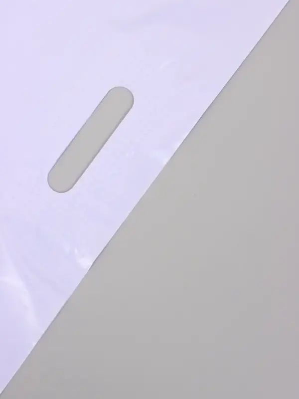 Пакет полиэтиленовый с вырубной ручкой, лавандовый 40-50 См, 60 мкм