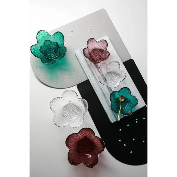 Салатник фигурный &laquo;Цветок&raquo;, 280 мл, 16&times;7.7 см, стекло