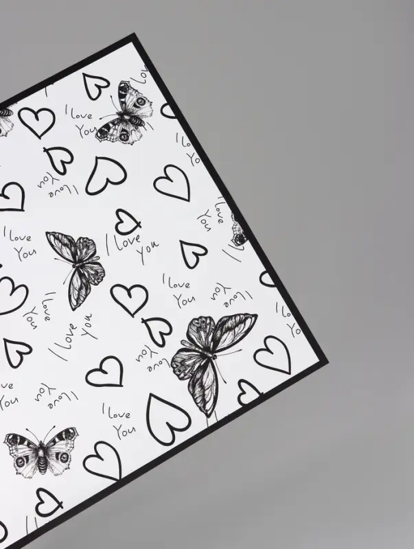 Плёнка флористическая для цветов &laquo;Бабочки и сердца&raquo;, белый с чёрным, 57&times;57 см