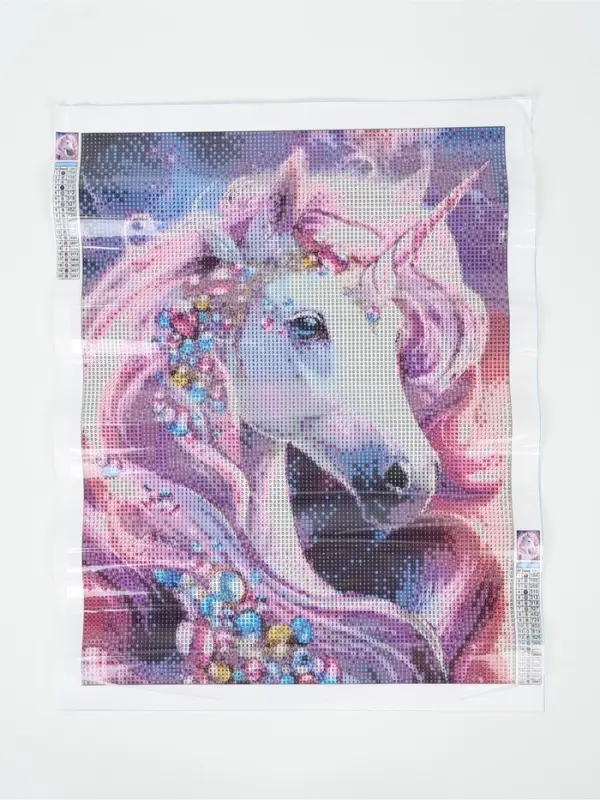 Алмазная мозаика с полным заполнением на холсте &laquo;Драгоценный единорог&raquo;, 30&times;40 см