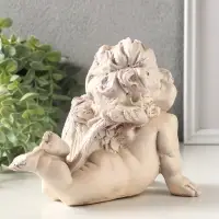 Фигурка гипс &laquo;Ангел на ладошках&raquo;, 14&times;17&times;9 см, состаренный эффект, слоновая кость