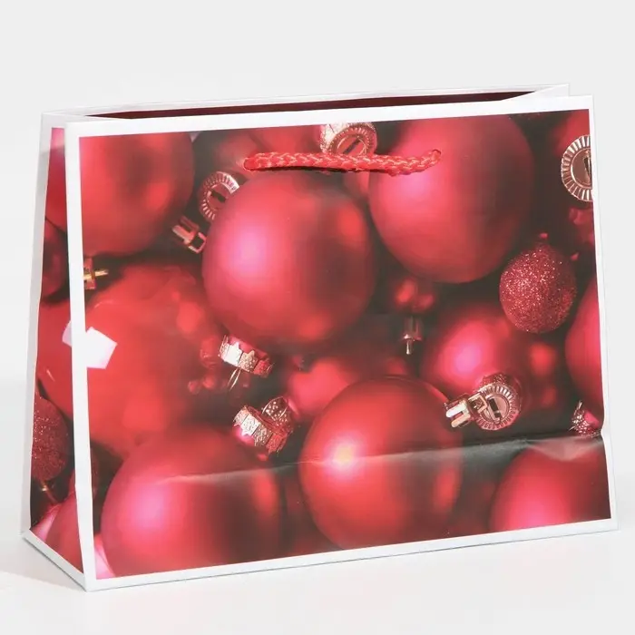 Пакет подарочный новогодний ламинированный «Шары», MS 23 х 18 х 8 см Пакет подарочный новогодний ламинированный «Шары», MS 23 х 18 х 8 см