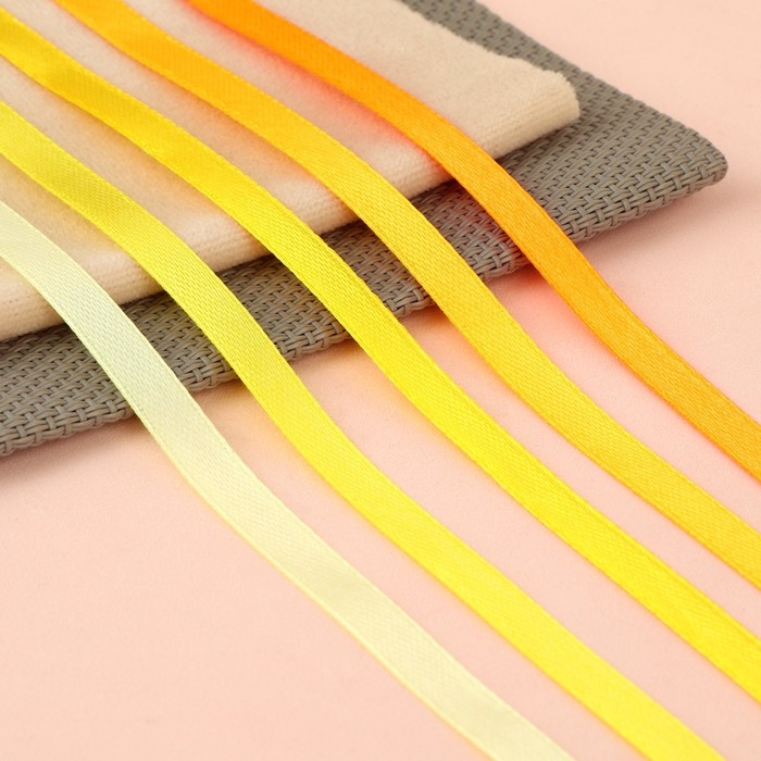 Набор атласных лент, 5 шт, размер 1 ленты: 6 мм × 23 ± 1 м, цвет жёлтый спектр Набор атласных лент, 5 шт, размер 1 ленты: 6 мм × 23 ± 1 м, цвет жёлтый спектр