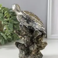 Сувенир полистоун "Морская черепаха в кораллах" бронза с белой патиной 11,5х10,5х16 см