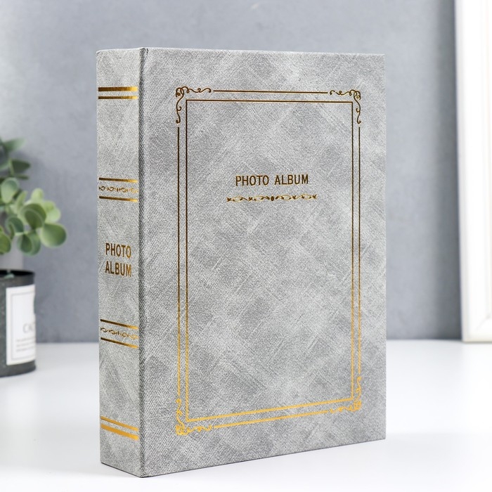 Фотоальбом на 200 фото 10х15 см Фотоальбом на 200 фото 10х15 см "Классика" золотые линии МИКС 23,5х18,5х5,5 см