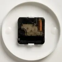 Часы настенные &laquo;Герб&raquo;, дискретный ход, d=29 см, бордовый обод