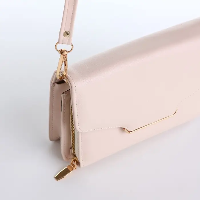 Сумка женская мессенджер на магнитах, 20&times;4&times;13 см, молочная