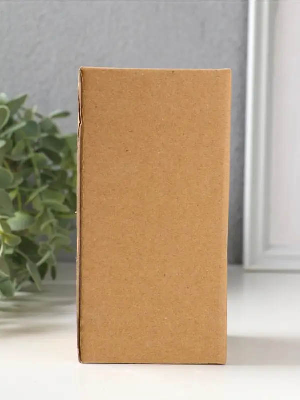 Сувенир керамика свет "Девочка в платье с растениями" белый 3хLR44 6,6х6,2х13,5 см