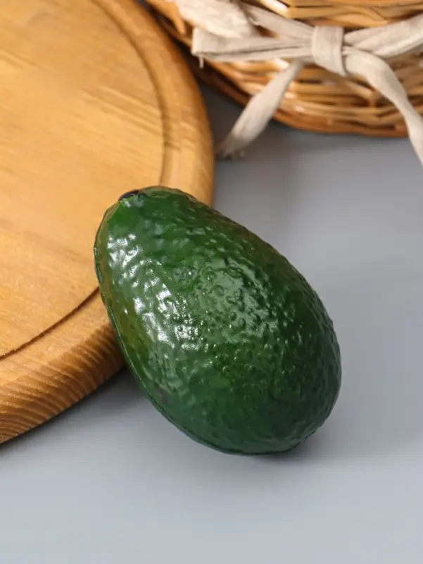 Муляж "Авокадо" 9,5х6 см, зелёный
