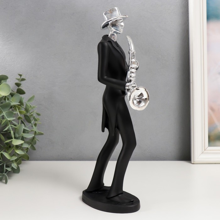Сувенир полистоун  Сувенир полистоун "Саксофонист" чёрный с серебром 30х6,5х10 см