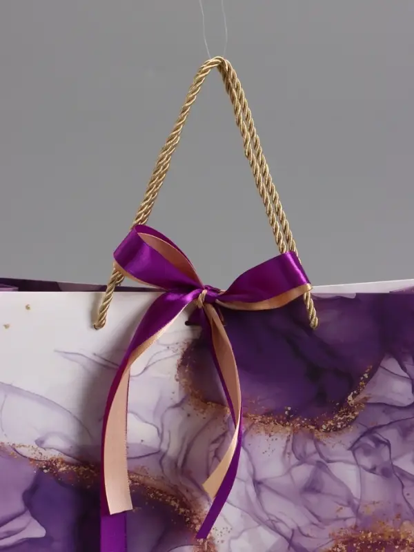 Пакет подарочный "Мрамор", фиолетовый с бантиком, 32 х 25 х 11 см