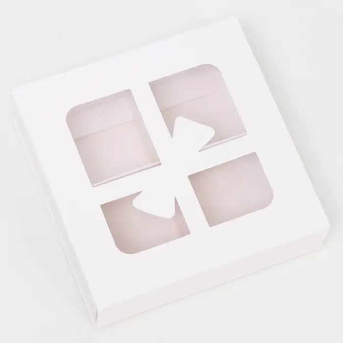 Коробка для 4 конфеты &laquo;Бантик&raquo;, белый 12.5&times;12.5&times;3.5 см