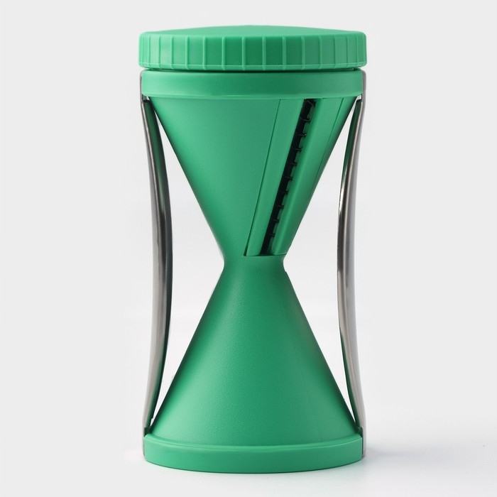 Овощерезка соломкой Доляна, 7×7×13 см, цвет МИКС Овощерезка соломкой Доляна, 7×7×13 см, цвет МИКС