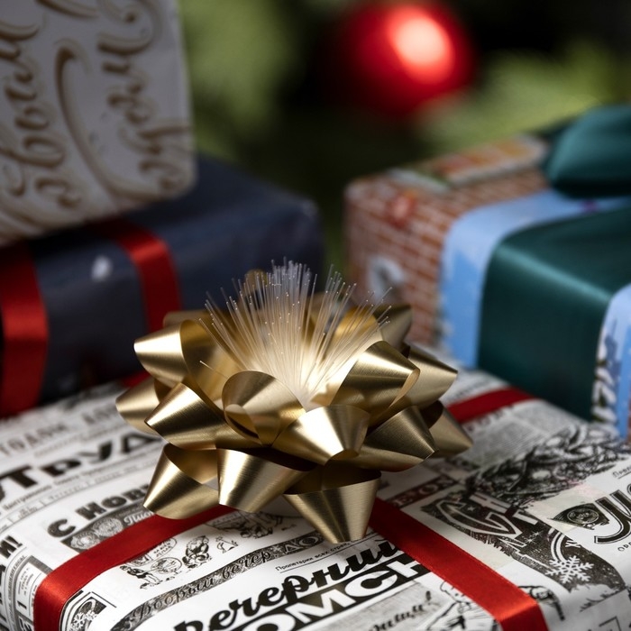 Светодиодная игрушка «Бант-звезда» 9 × 6 × 9 см, батарейки LR44х3 (в комплекте), свечение мульти, золотистая Светодиодная игрушка «Бант-звезда» 9 × 6 × 9 см, батарейки LR44х3 (в комплекте), свечение мульти, золотистая