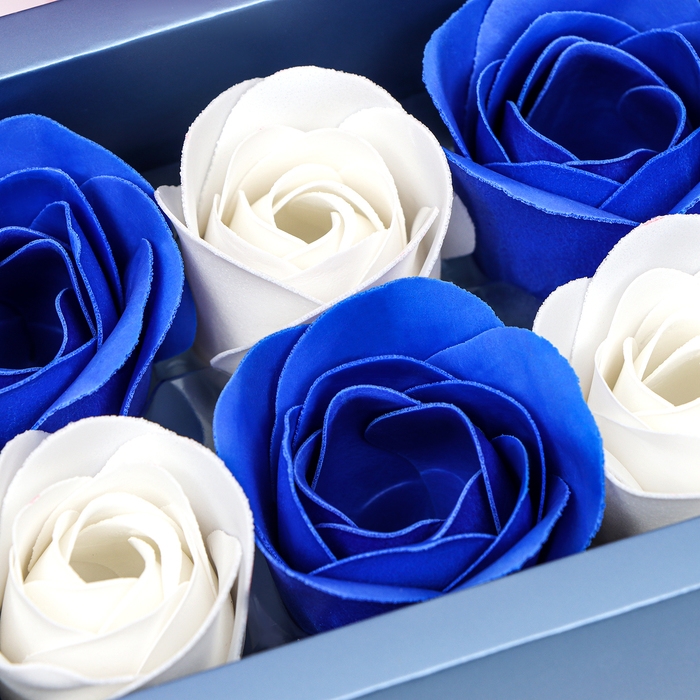 Мыльные розочки, белые и синие, набор 6 шт. Мыльные розочки, белые и синие, набор 6 шт.