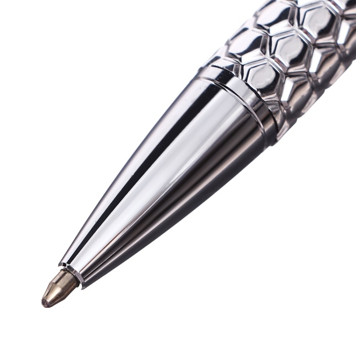 Ручка подарочная шариковая в кожзам футляре поворотная Змея корпус серебро Ручка подарочная шариковая в кожзам футляре поворотная Змея корпус серебро