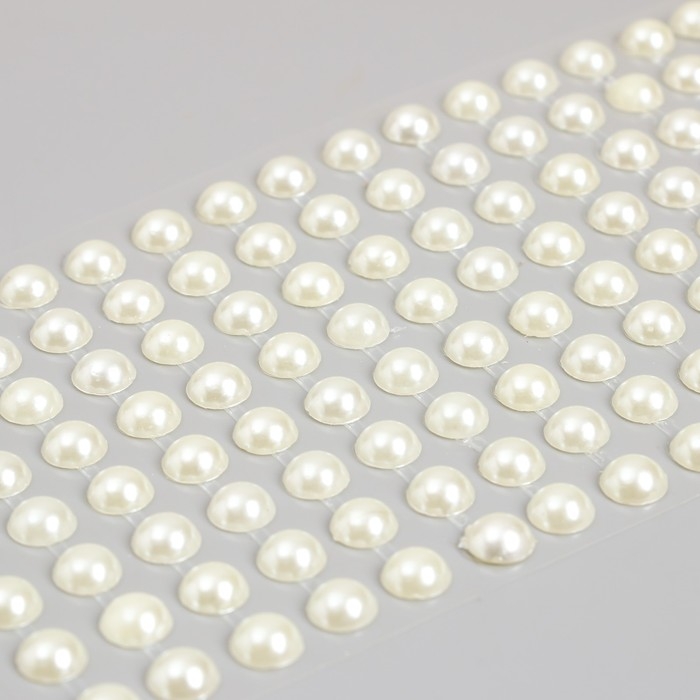 Наклейка пластик стразы Наклейка пластик стразы "Полужемчужины" d-8 мм белый 9,4х15,5 см