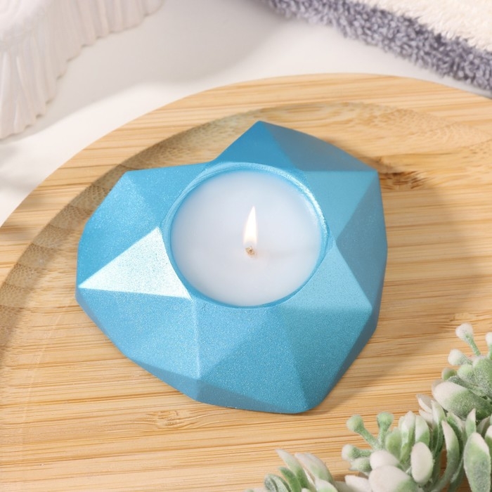 Свеча  Свеча "Сердце. Мрамор" в подсвечнике из гипса с гранями, 8х7,5х2,5см,голубой