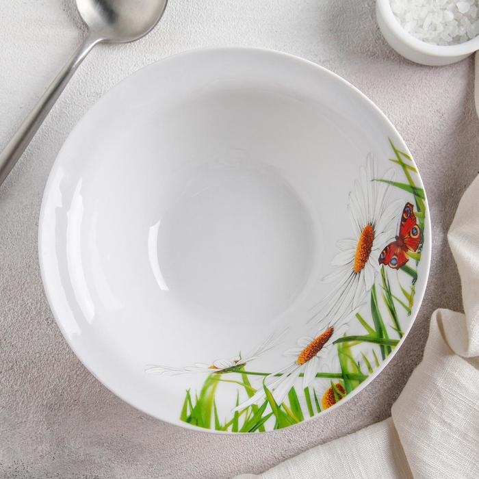 Тарелка фарфоровая «Ромашка», 550 мл, цвет белый Тарелка фарфоровая «Ромашка», 550 мл, цвет белый