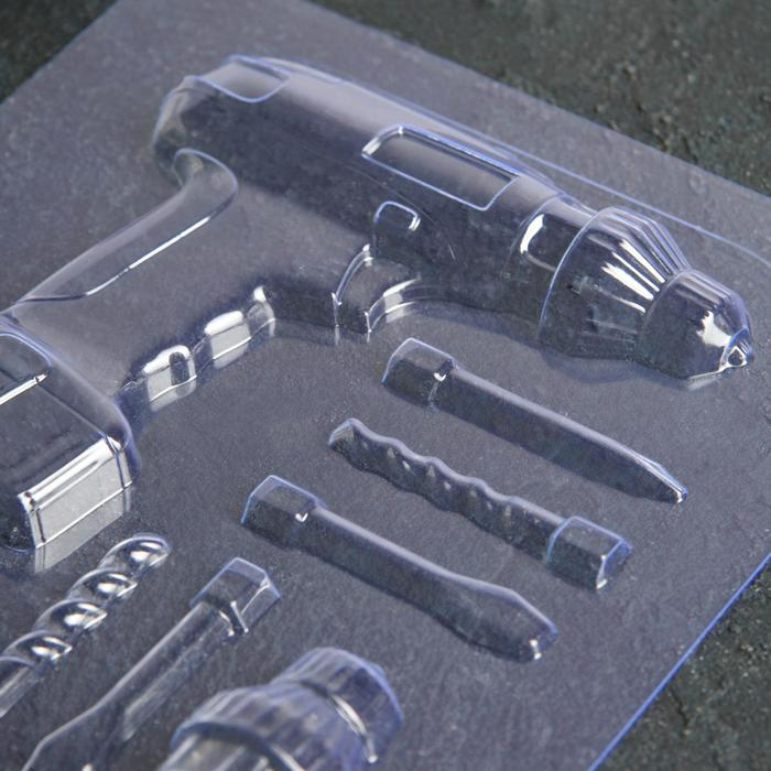 Форма для шоколада и конфет пластиковая «Шуруповерт», цвет прозрачный Форма для шоколада и конфет пластиковая «Шуруповерт», цвет прозрачный