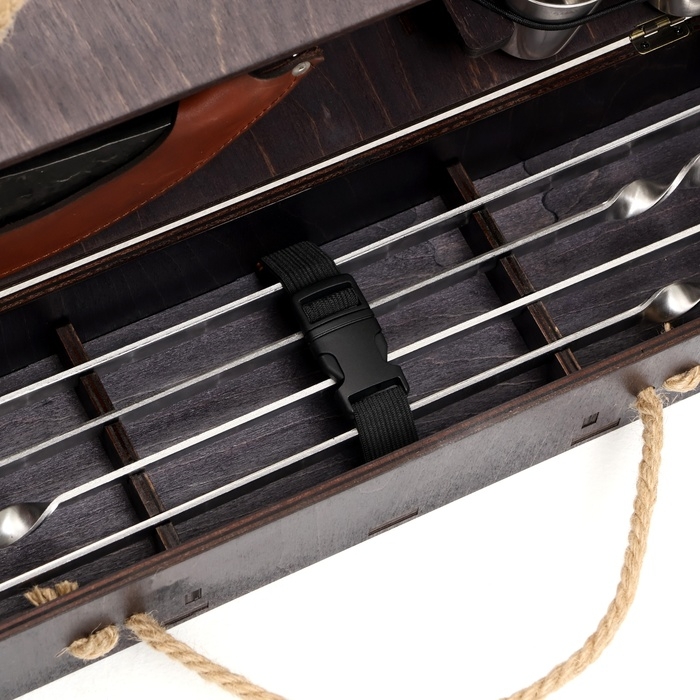 Набор с шампурами подарочный  Набор с шампурами подарочный "Орел" в кейсе