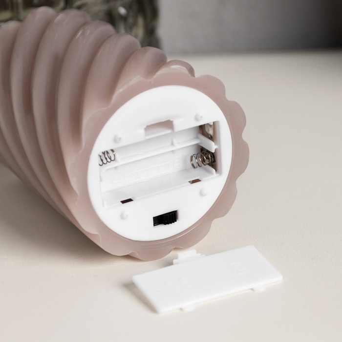 Светодиодная свеча витая лиловая, 7.5 × 12.5 × 7.5 см, пластик, воск, батарейки АААх2 (не в комплекте), свечение тёплое белое Светодиодная свеча витая лиловая, 7.5 × 12.5 × 7.5 см, пластик, воск, батарейки АААх2 (не в комплекте), свечение тёплое белое