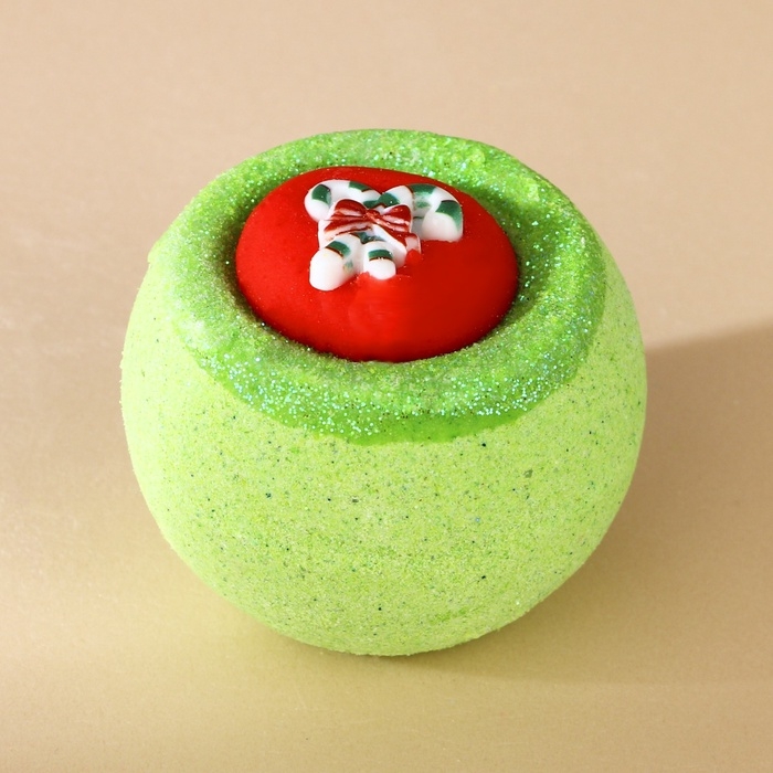 Новый Год. Бомбочка для ванны с игрушкой, 140 г, микс Новый Год. Бомбочка для ванны с игрушкой, 140 г, микс