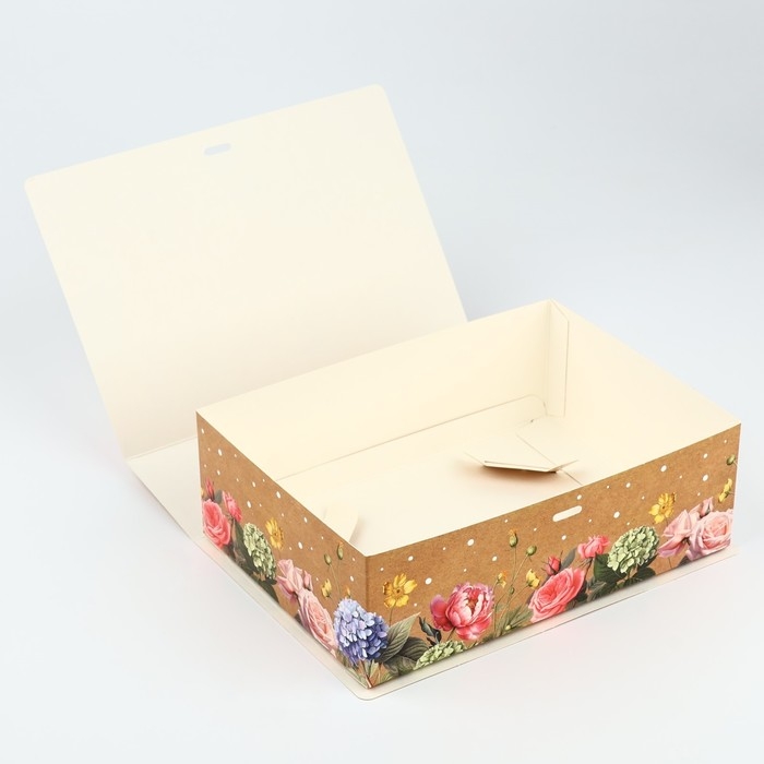 Складная коробка-книга «Подарок от всего сердца», 21 х 15 х 7 см Складная коробка-книга «Подарок от всего сердца», 21 х 15 х 7 см