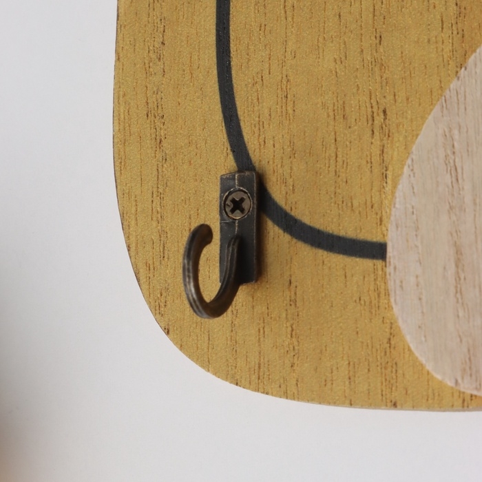 Крючки декоративные дерево Крючки декоративные дерево "Абстракция. Девушка и цветок в вазе" 1,5х19,5х23,5 см