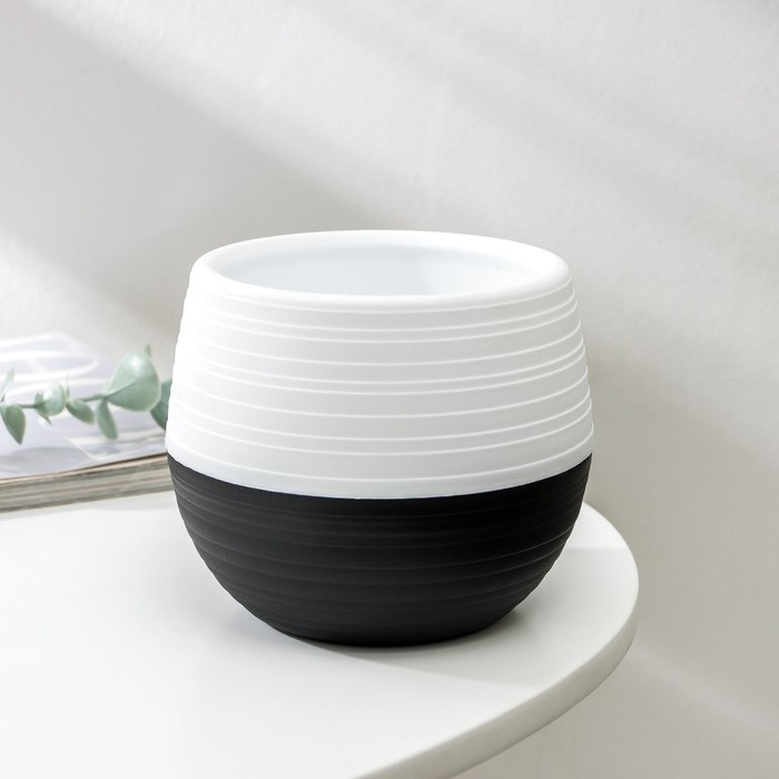 Горшок для цветов с поддоном «Дуэт», 500 мл, пластиковый, чёрно-белый Горшок для цветов с поддоном «Дуэт», 500 мл, пластиковый, чёрно-белый