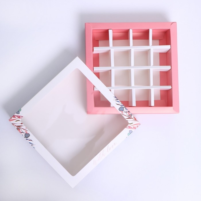 Коробка для конфет, кондитерская упаковка, 16 ячеек, With love, 17.7 х 17.7 х 3.8 см Коробка для конфет, кондитерская упаковка, 16 ячеек, With love, 17.7 х 17.7 х 3.8 см