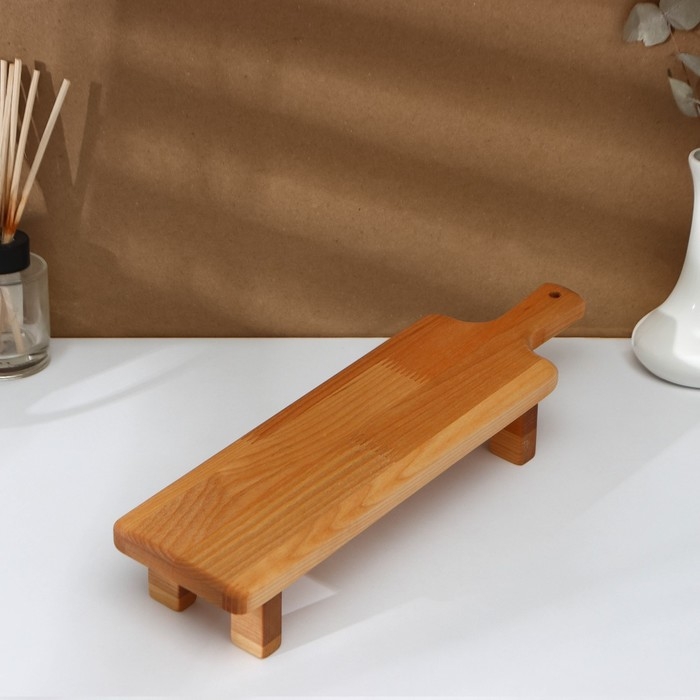 Доска сервировочная с ручкой Adelica, на ножках, 38×10×6 см, берёза Доска сервировочная с ручкой Adelica, на ножках, 38×10×6 см, берёза