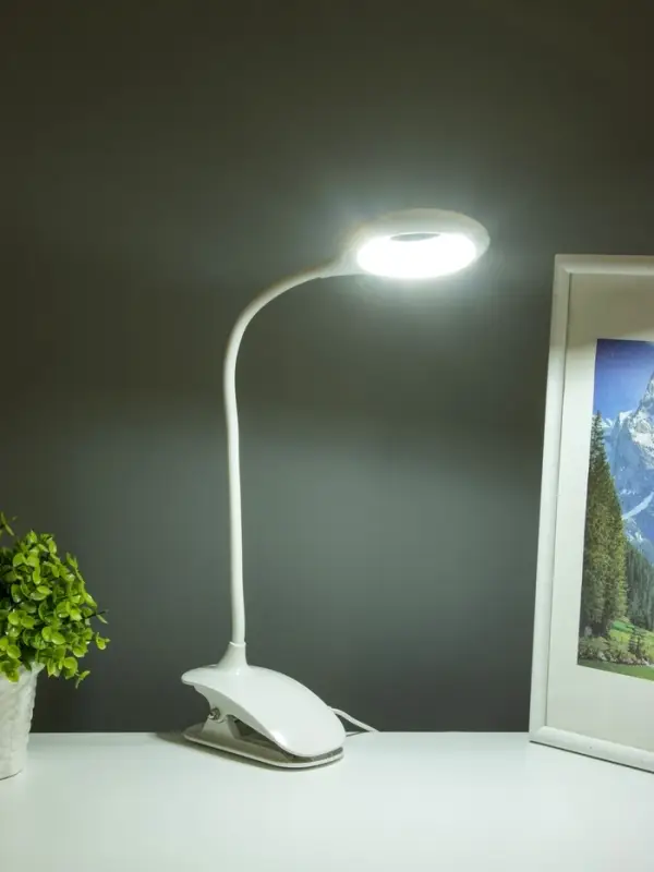 Светодиодный настольный светильник, 5Вт, 3000-6000К, 350 Лм, 13,5x7x38 см