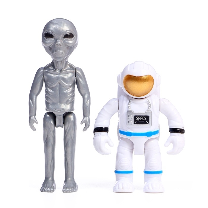 Игровой набор &laquo;Космические приключения&raquo;, летающая тарелка, капсула, фигурки 2 шт., свет, звук