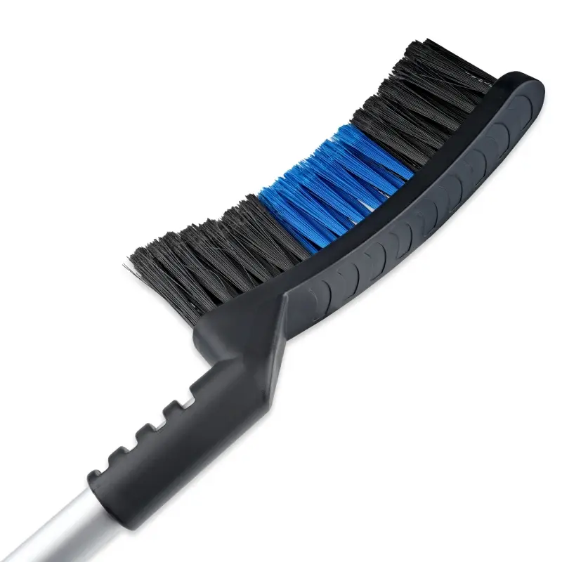 Щётка-скребок AVS WB-6321 (63 cм), мягкая ручка, распушенная щетина.