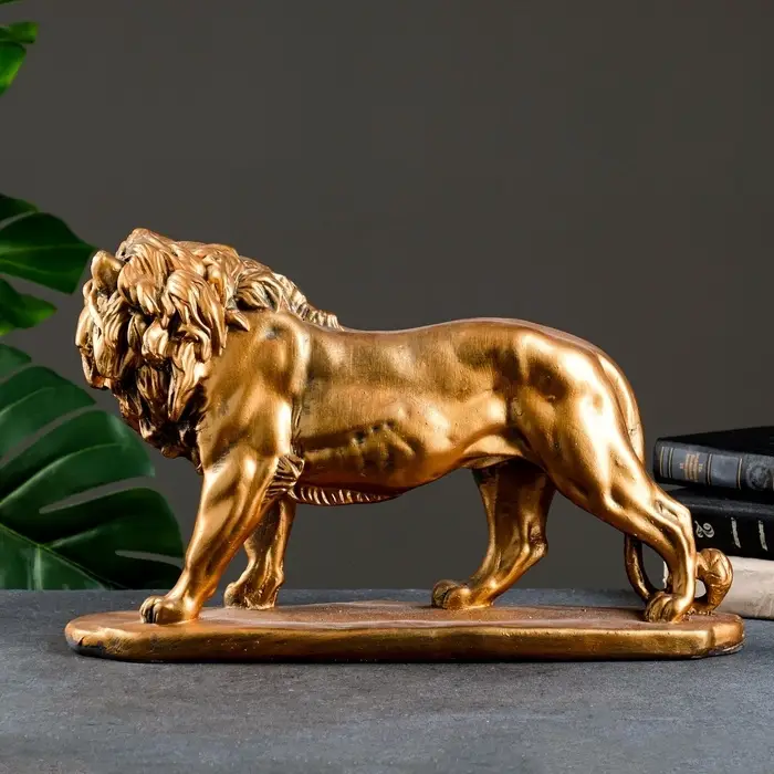 Фигура гипс &laquo;Лев идущий&raquo;, под бронзу, 42&times;26&times;11 см