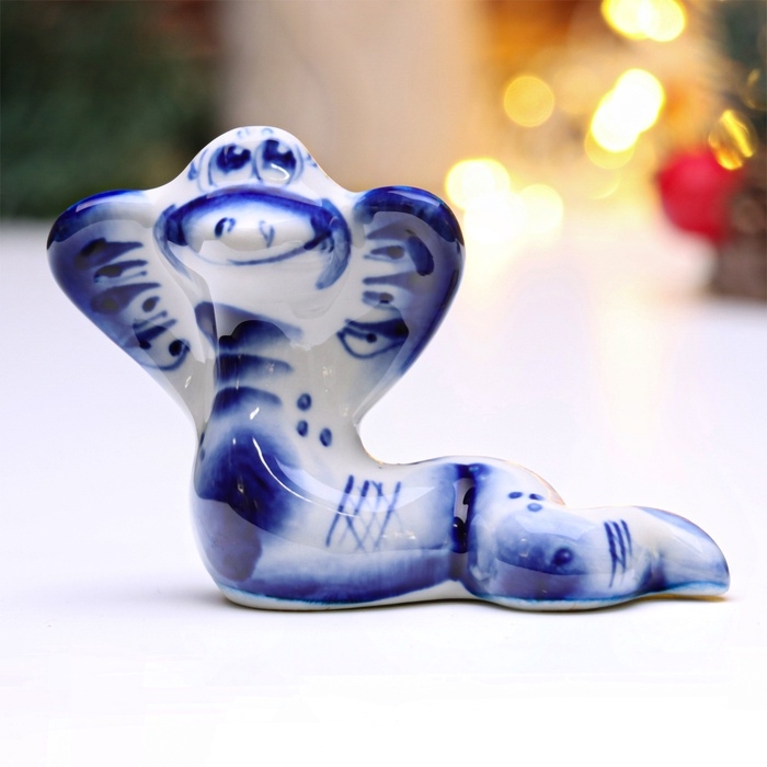 Сувенир Сувенир "Змея Василиса" 8х12 см, гжель