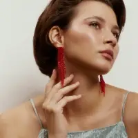 Серьги висячие со стразами &laquo;Маскарад&raquo; ступенька, цвет красный, 9.7 см