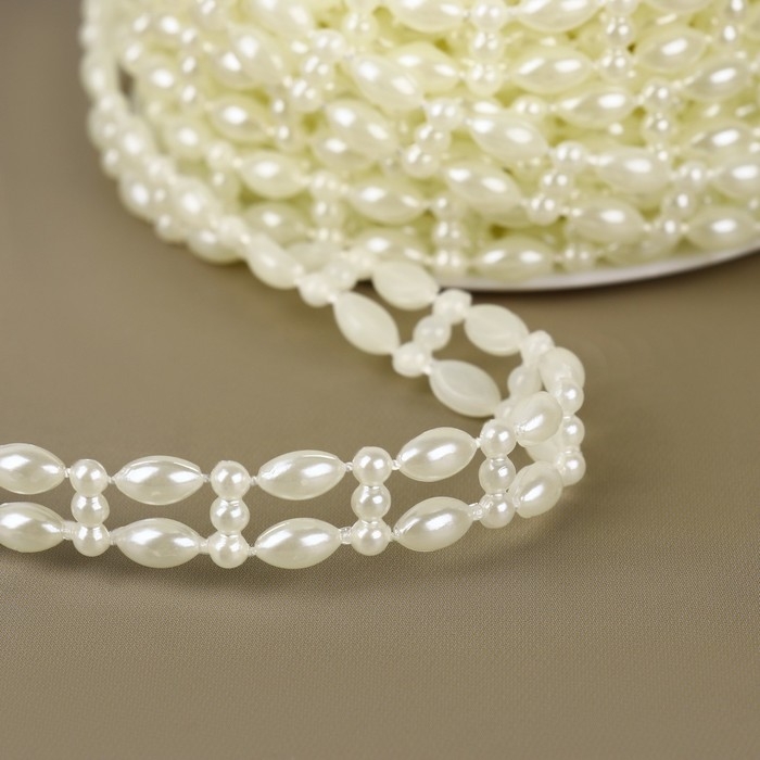 Жемчуг на нитях, плоский, 10 мм, 9 ± 1 м, цвет молочный Жемчуг на нитях, плоский, 10 мм, 9 ± 1 м, цвет молочный