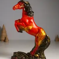 Фигура "Победоносный конь" 34х22х9 см, красный с золотом Фигура "Победоносный конь" 34х22х9 см, красный с золотом