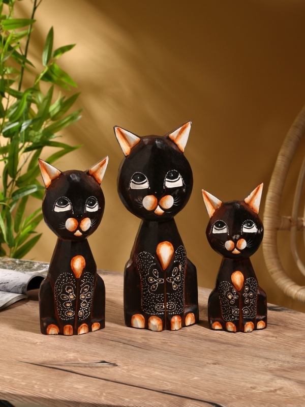 Сувенир интерьерный Сувенир интерьерный "Кошки" дерево (набор 3 штуки)